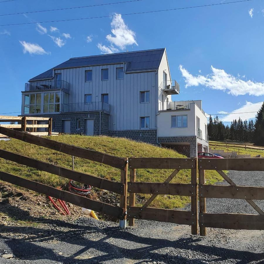 Apartmany Stran Potucky Exteriör bild
